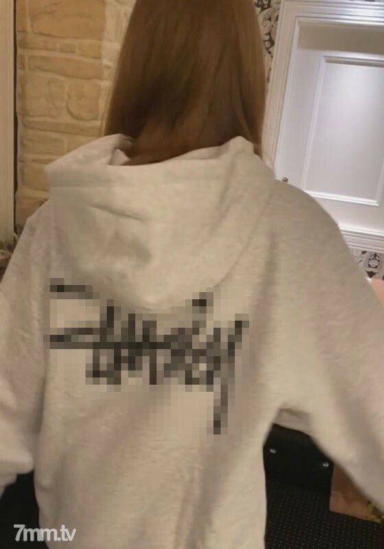 FC2-PPV-1519033 Limited [Uncensored] คิดถึงพนักงานต้อนรับในพื้นที่ที่มาโตเกียว วันที่ส่วนตัวยิง cum ในช่องคลอดอย่างต่อเนื่อง (55 นาที)