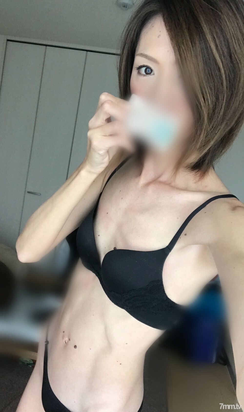 FC2-PPV-1597881 อดีตนางแบบสาวสวยสูง 178 ซม. คอสเพลย์และถ่ายวิดีโอเซ็กซ์ที่หนังหุ้มปลายของเธอถูกรังแก