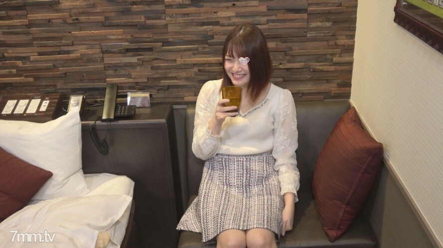 FC2-PPV-1620345 [ถ่ายภาพส่วนตัว] [ไม่] ยูสึจัง สาวงาม! ยิ้มก็น่ารักกับขนมปังโกน!