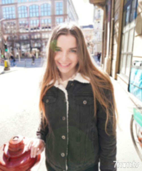 FC2-PPV-2943304 ระเบิดความสวยนัดแรก! รอยยิ้มนางฟ้า! ผมบลอนด์เนียนเรียวสวย! เดิมทีเป็นนางแบบนู้ด แต่คราวนี้เป็น Gonzo คนแรกของฉัน! น่ารักที่สุดในโลก! (เทียบกับบริษัทเรา) [ลดถึง 6/13]